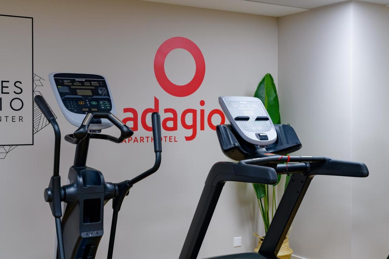होटल के अलावा Adagio Center
