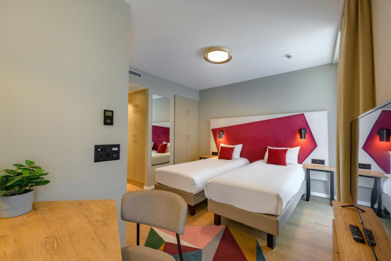होटल के अलावा Adagio Center Zurich